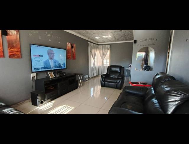 2 BEDROOM HOUSE FOR SALE IN ELANDSPOORT